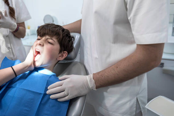 Best Emergency Dentist for Knocked-Out Tooth in Downs, IL